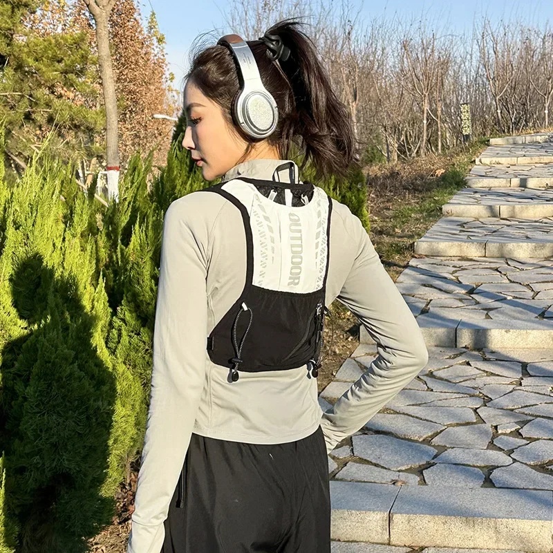 Running Hydration Vest Reflect - đánh giá và giá Mountain Biking Rucksack